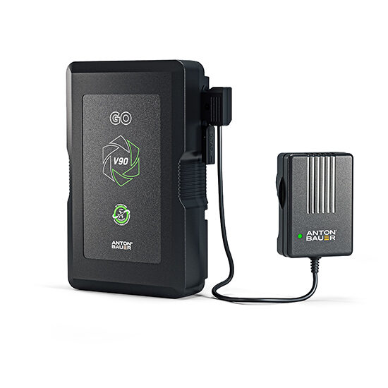 P-Tap Charger charging GO90 battery